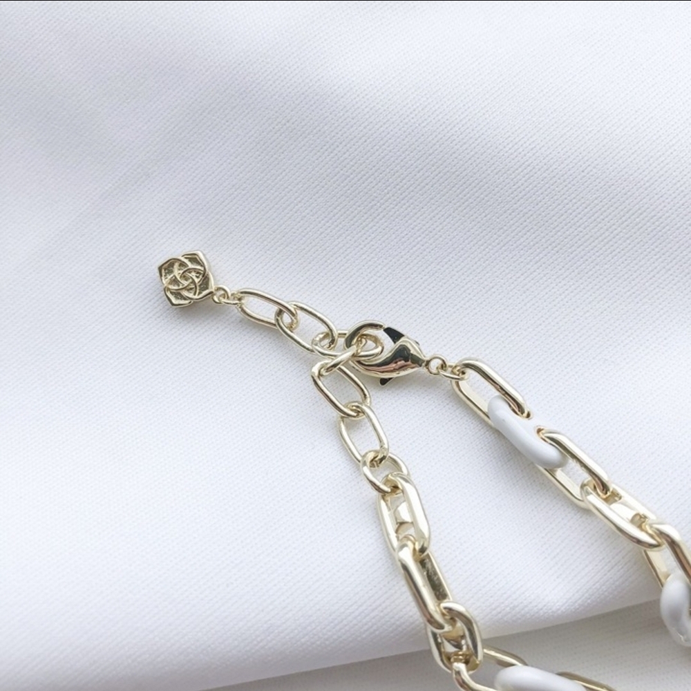 New Kendra Scott Bailey White Mix Gold Chain Bracelet - Picture 3 of 3